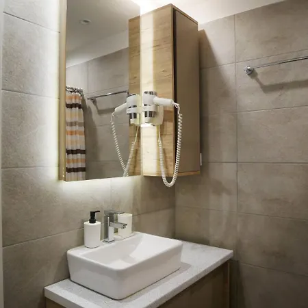 Deltalux Milmari Apartman