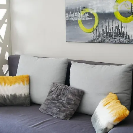 Deltalux Milmari Apartman *